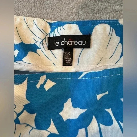 Le Chateau - LIKE NEW - blue and white soft cotton floral  skirt. Size 5/6 - Picture 3 of 8